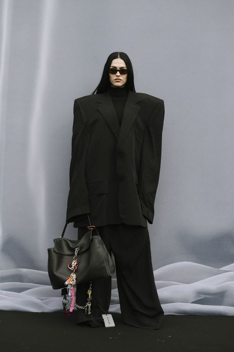 Balenciaga Aesthetic, Balenciaga Runway, Balenciaga Outfit, Fits Inspiration, Amelia Gray, Streetwear Chic, Campaign Fashion, Moda Paris, Fashion Wallpaper