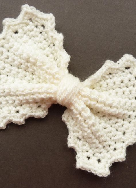 Bow Crochet Pattern, Hairband Crochet, Diy Hairband, Bow Crochet, Crochet Bow, Simple Bow, Crochet Wreath, Crochet Bows, Mini Bow