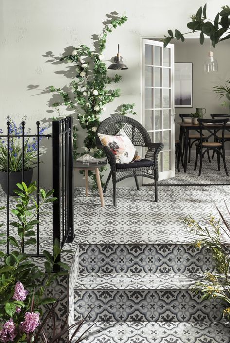 Lightwell Ideas, Stair Tiles, Painted Steps, Kitchen Courtyard, Victorian Flooring, Tropical Luxe, Outdoor Tile Patio, Prins Albert, Floor Makeover