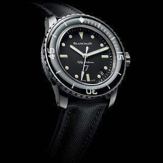 BLANCPAIN Fifty Fathoms NAGEURS de COMBAT Blancpain Watch, Seiko Monster, Army Insignia, Blancpain Fifty Fathoms, Mvmt Watches, Fifty Fathoms, Monochrome Watches, Army Watches, Heart Rate Monitor Watch