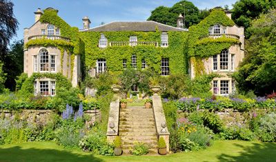 Laws House Duns, Berwickshire, Scotland Movie Moodboard, Scotland Cottage, Edwardian Homes, Beautiful Mansions, Victorian Greenhouses, Fantasy Dream, Scottish House, English Houses, Ivy Wall