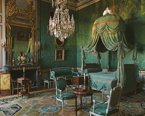 Go Inside the Dramatic Restoration of Paris’s Hôtel de la Marine - Galerie Gothic Hotel, Fireplace Cover Up, Gothic Fireplace, Paris Landmarks, Secret Passageways, Gilded Mirror, Chief Architect, Museums In Paris, Glass Roof