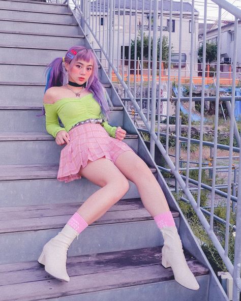 Media Tweets by 𝔫𝔞𝔬𝔪𝔦 ♡ (@naominikola) / Twitter Korean Crop Top Outfits, Fashion Europe, Chica Cool, Pastel Outfit, Pastel Fashion, Kawaii Fashion Outfits, Europe Fashion, Crop Top Outfits, Global Style