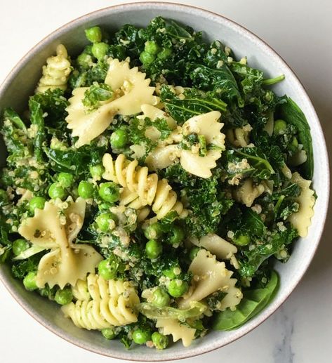 Kale Pasta Salad, Italian Vinaigrette, Pasta Salad With Spinach, Creamy Pasta Salads, Bow Tie Pasta, Kale Pasta, Pasta Varieties, Healthy Pasta Salad, Recipes Italian