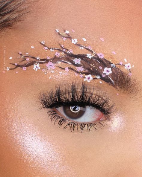 Cherry Blossom Eyeshadow, Tree Makeup, Sakura Makeup, Cherry Blossom Makeup, Orange Eyeshadow Looks, Blossom Costumes, Barely There Makeup, Eyeshadow Designs, Orange Eyeshadow