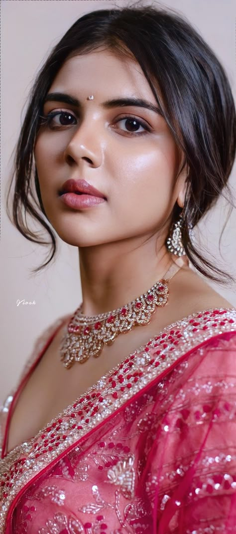 Sadhika Venugopal, Kalyani Priyadarshan, Ideal Girl, Asian Short Hair, Indian Woman, Beauty Women, Sketch, Saree, Actresses