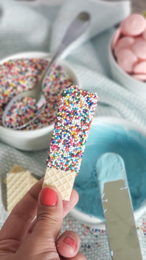 Sprinkle dipped and chocolate coated wafer cookies - Tidy Mo Chocolate Dipped Wafer Cookies, Wafers Dipped In Chocolate, Chocolate Dipped Wafers, Wafer Cookies Dipped, Dipped Wafer Cookies, Dipped Wafers, Easy School Snacks, Daycare Snacks, Dipped Desserts