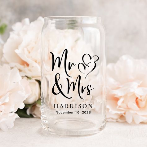 Wedding Glass Favors, Mr And Mrs Glasses, Glasses Cup, Wedding Toast, Wedding Tumblers, Wedding Toasts, Mr And Mrs Wedding, Wedding Glasses, Wedding Essentials