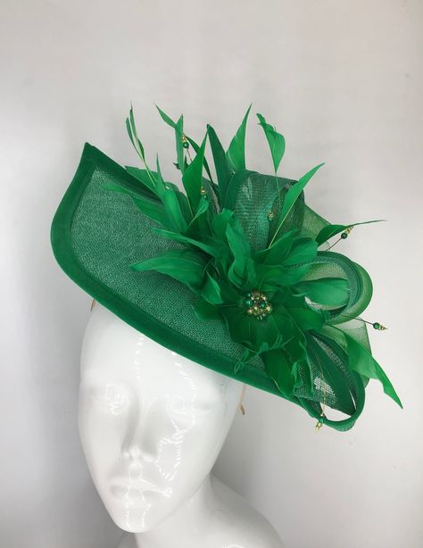 Diy Fascinator, Green Fascinator, Feather Fascinators, Wedding Fascinators, Velvet Trim, Metal Headbands, Crown Headband, Gold Halo, Fascinator Hats