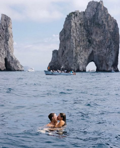 Beachy Couple, Europe Couple, Natalie Downey, Natalie Zacek, Coastal Blues, Italy Elopement, European Summer Aesthetic, Italy Vibes, Boat Day