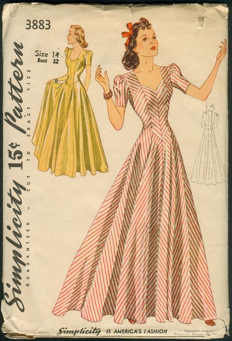 Simplicity 3883 ©1941 Evening Dress - great use of stripes Fashion 1940s, Gored Skirt, Gown Pattern, Vintage Dress Patterns, 40s Fashion, Retro Mode, Women's Evening Dresses, Couture Vintage, Old Fashion