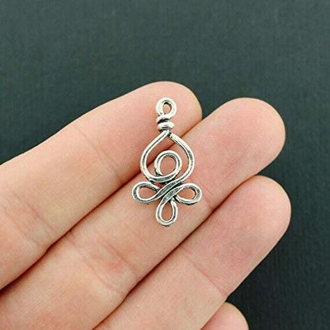 Celtic Knot Jewelry, Charms Collection, Bijoux Fil Aluminium, Wire Jewelry Designs, Wire Wrapping Crystals, Diy Wire Jewelry, Wire Work Jewelry, Craft Making, Wire Pendant