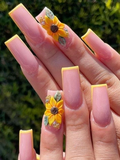 3d Sunflower Nails Acrylic, Sunflower Nails 3d, Sunflower Nail Ideas Art Designs, Sunflower 3d Nail Art, Nails Sunflower Design, Short Sunflower Nails, 3d Sunflower Nails, Sunflower Nails Acrylic, Fall Yellow Nails