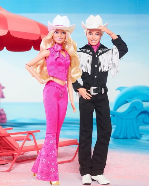 Barbie The Movie 2023, Barbie Christmas Tree, Barbie Film, Hi Barbie, Barbie The Movie, Barbie Fashionista Dolls, Barbie Costume, Christmas Barbie, Bollywood Outfits