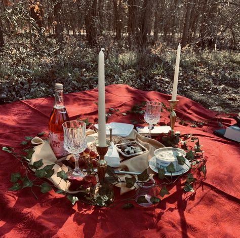 Earthy Picnic Aesthetic, Witchy Picnic Aesthetic, Picnic Dark Aesthetic, Fantasy Picnic Aesthetic, Forest Picnic Photoshoot, Victorian Picnic Aesthetic, Gothic Picnic Aesthetic, Goth Picnic Aesthetic, Love Witch Party