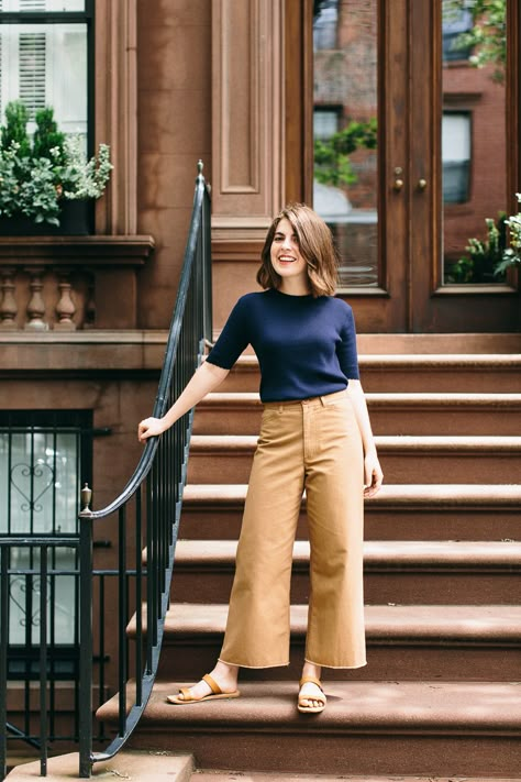 Best Women Outfits, Collette Pants Outfit, Brown Culottes Outfit, Navy Style Outfit, Cool Outfits For Women Over 40, White Combo Outfit, Stella Blackmon, Woman Outfits Casual, Cute Womens Outfits