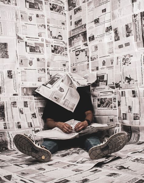 Man With Newspaper Photography, Journalist Photoshoot Ideas, Creative Newspaper Photoshoot Ideas, Staged Photography Ideas, New Paper Photoshoot, Creative Model Photography, News Paper Photoshoot Ideas, Home Photography Ideas Men, News Paper Photoshoot