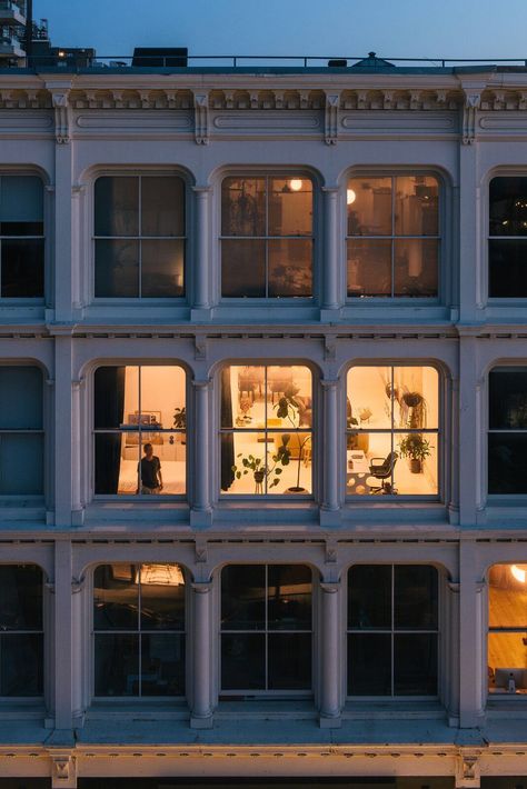 Brooklyn Loft Apartment Aesthetic, Brooklyn Nyc Aesthetic, Brooklyn Loft Apartment, Loft Apartment Aesthetic, Williamsburg Apartment, Loft Renovation, Brooklyn Loft, Tribeca Apartment, New York Architecture