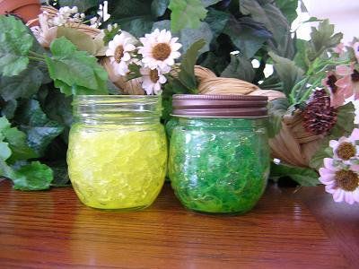 How to Make Smelly Jellies | HubPages Jelly Jar Crafts, Air Freshener Recipes, Air Freshener Essential Oils, Gift Ideas For Teachers, Homemade Air Freshener, Bath Stuff, Bath Scrubs, Ideas For Teachers, Homemade Items