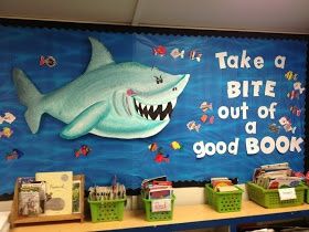 Book Bulletin Board, Beach Theme Classroom, Nautical Classroom, Ocean Classroom, Ocean Theme Classroom, Reading Bulletin Boards, Library Themes, Boards Ideas, Library Book Displays