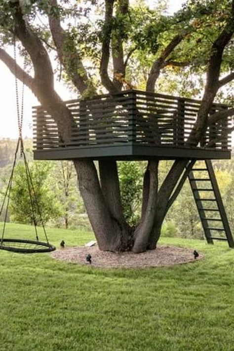 Low Tree House, Treehouse No Tree, Tree House With Swings, Easy Diy Treehouse, Hammock Treehouse, Kids Treehouse Ideas, Treehouse For Adults, Tree Swing Ideas, Outdoor Hangout Area