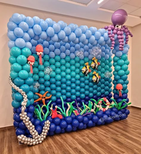 Under The Sea Balloons Decoration, Shark Theme Decorations, Ocean Balloon Decorations, Under The Sea Balloon Decor, Under The Sea Balloons, Under The Sea Balloon Backdrop, Sea Themed Balloon Garland, Underwater Birthday Theme, Sea Theme Balloon Decoration