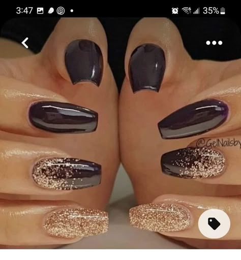 Almond Nails November 2022, Classy Birthday Acrylic Nails, January Nails Ideas Gel, New Year Nails Design 2023, Winter Nails 2023 Trends Acrylic, New Years Acrylic Nails, New Years Nails 2023 Trends, Dip Powder Nail Design Ideas, New Years Nails 2022 Trends