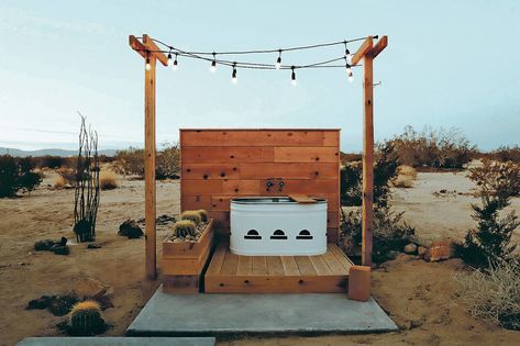 Hillbilly Hot Tub, Yoga Deck, Joshua Tree Airbnb, Tree Town, Joshua Tree House, Outdoor Tub, Desert Decor, Stock Tank Pool, Tank Pool