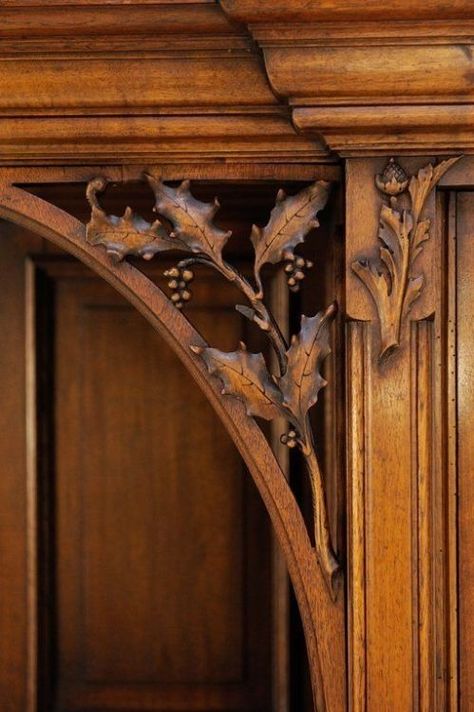 Cabin & Cottage - browndresswithwhitedots: A LATE GOTHIC VICTORIAN... Art Nouveau Furniture, Ivy House, Victorian Revival, Carved Furniture, Wood Carving Designs, Gothic Victorian, Carving Designs, Wood Carvings, Victorian Gothic