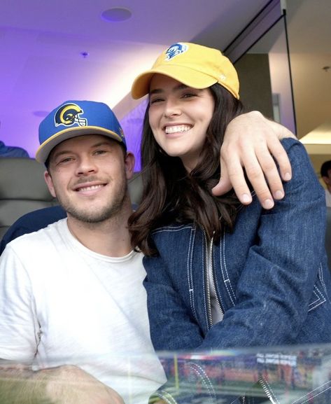 Zoey Deutch Boyfriend, Jimmy Tatro, Super Bowl Game, Game Star, Superbowl Game, Zoey Deutch, Bowl Game, Advertising Ads, Support People