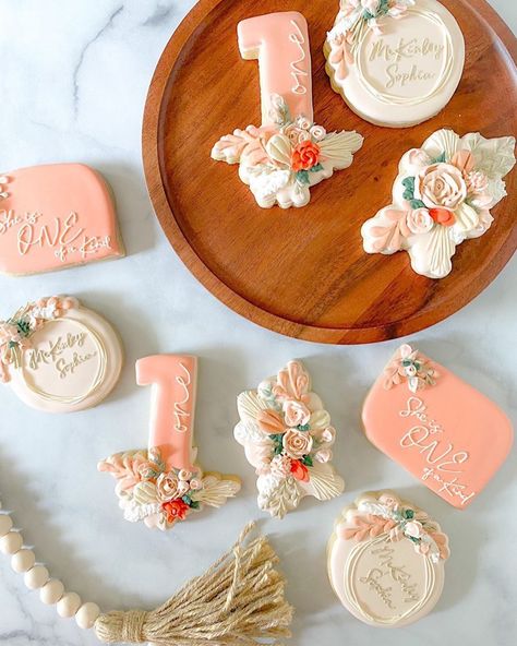 1st birthday shes ONE of a kind 1st birthday girl She’s ONE of a kind birthday theme Boho birthday party Boho 1st Birthday Cookies, Wild One Boho 1st Birthday Girl, Boho Cookies, Boho 1st Birthday, Pink First Birthday, Chic Birthday Party, Boho Birthday Party, 1st Birthday Girl, Chic Birthday