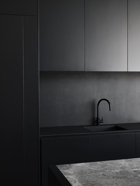 Black Sink, Est Living, Modern Extension, Prefabricated Houses, Sink Design, Dark Interiors, Indoor Outdoor Living, Black Kitchens, Interior Design Studio