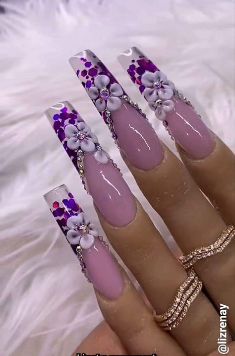 Dark Purple Nails, Flower Nail Designs, Purple Nails, Nails Art, Dark Purple, Pretty Nails, Flower Designs, White Flowers, Gel Nails