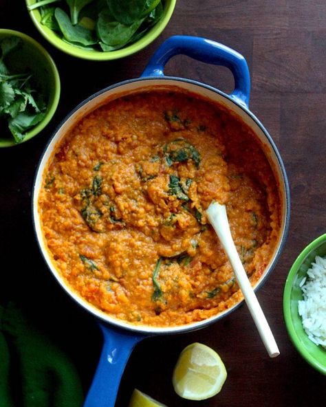 Red Lentil Recipes Easy, Red Lentil Coconut Curry, Lentil Coconut Curry, Red Curry Lentils, Lentil Coconut, Lentil Recipes Easy, Red Lentil Recipes, Coconut Lentil Curry, Garlic And Ginger