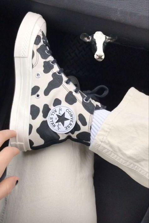 Cow Print Converse, Converse 2020, Aesthetic Converse, Custom Sneakers Diy, Cute Converse, Embroidery Shoes, Fresh Shoes, Hype Shoes, Aesthetic Shoes