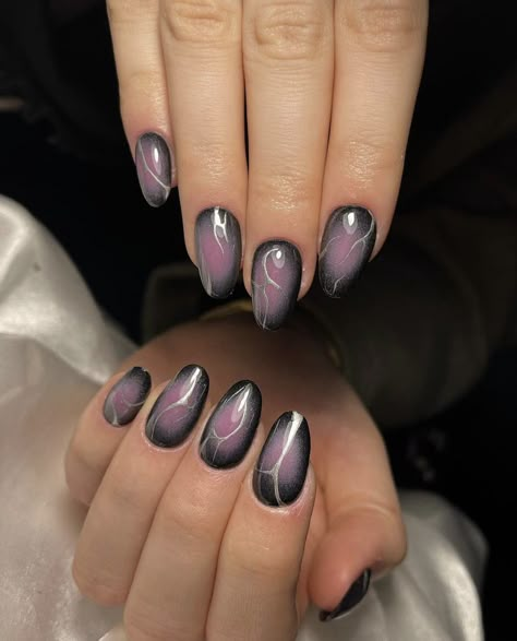 Black Purple Chrome Nails, Purple Aura Nails Chrome, Black Nails With Purple Chrome, Black Air Brush Nails, Lavender Black Nails, Black And Purple Chrome Nails, Purple Airbrush Nails, Black Airbrush Nails, Dark Purple Chrome Nails