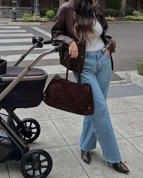 Went for our first cozy stroll around the farmers market this last weekend. Can’t believe we have a 1 week old🤎🍂🐻 Comment “SHOP” for my outfit links🍂 Fall style, fall inspo, fall walks, mom style, brown leather jacket, brown bag, fall fashion inspo, minimal style Mom walk ootd https://liketk.it/4RpjV #ltkstyletip #ltkseasonal #ltkbaby Fall Farmers Market Outfit, Brown Leather Bag Outfit, Style Brown Leather Jacket, Farmers Market Outfit, Mom Ootd, Outfit Links, Leather Jacket Brown, Fall Inspo, Brown Leather Bag