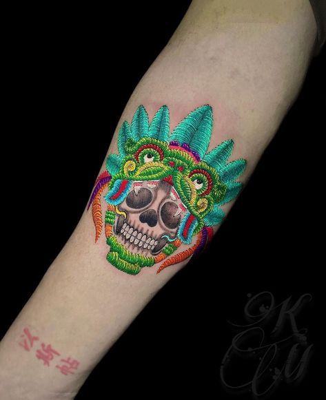 Tattoo Zone, Cute Owl Tattoo, Mexican Tattoo, Mexican Art Tattoos, Embroidery Tattoo, Aztec Tattoo Designs, Single Line Tattoo, Aztec Tattoo, Tatuaje A Color