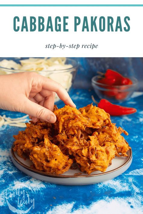 Cabbage Pakoras Party Nibbles, Nibbles For Party, Samosa Recipe, Pakora Recipes, Family Baking, Fried Cabbage, Fodmap Diet, Cabbage Recipes, Indian Snacks