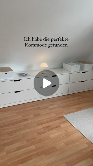 Sabrina | Interior Design on Instagram: "Hallo ihr Lieben 😊 Bei mir im Büro geht es weiter mit Schritt 2: Kommoden  Da meine Dachschrägen sehr niedrig sind, habe ich nach einer Kommode gesucht, die nicht hoch und dafür tief ist. Hierbei bin ich auf diese Kommode aus der Serie NORDLI von IKEA gestoßen 😍 Die Kommoden passen perfekt unter die Dachschräge und ich finde das Design super schön :)  Den Link zur Kommode findet ihr im Highlight “Interior Links - Büro“.  #interiordesign #interiordesigninspiration #interiorinspo #interiordesignideas #interiordecor #inneneinrichtung #homeoffice #homeofficeideas #homeofficedecor #büro #büroeinrichtung #kommode #dachschräge" Nordli Ikea, Ikea Sideboard, Ikea Nordli, Ideas Casa, Home Organisation, Ikea Hacks, Ikea Hack, Apartment, Interior Design