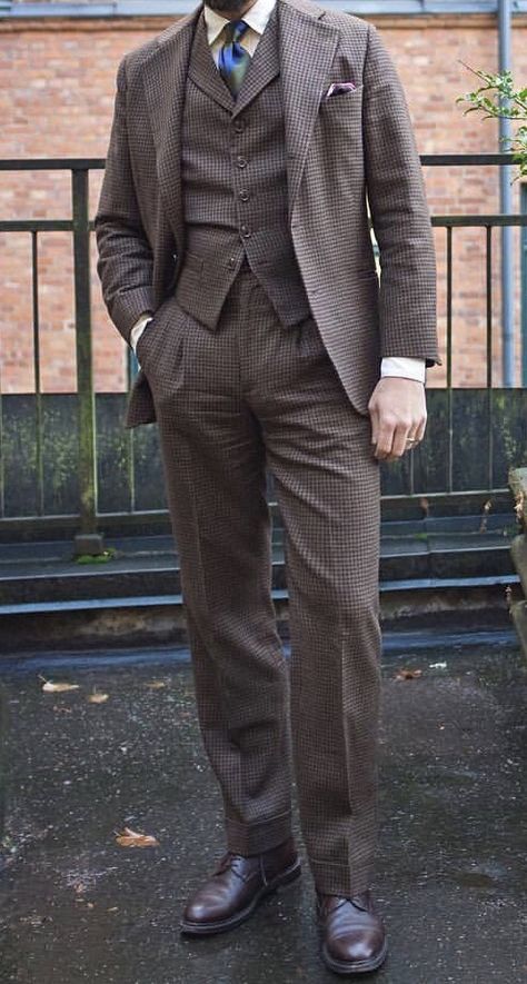 Suits For Redheads Men, 1930s Fashion Men Suits, Peaky Blinders Suits Mens Fashion, Vintage Men’s Suit, 1950s Suit Mens, Vintage Groom Suit, Pin Stripe Suit Mens, English Gentleman Style Vintage, Vintage Suits For Men