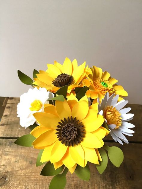 Paper Sunflower Flower Arrangement - Centerpiece - Daisies Sunflower Arrangement, First Anniversary Paper, Toss Bouquet, Sunflower Party, Paper Flower Arrangements, Sunflower Arrangements, Paper Sunflowers, Sunflowers And Daisies, Making Flowers