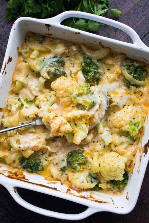 Garlicky and Cheesy Cauliflower Broccoli Bake - A lighter version of everyone's favorite rich and cheesy cauliflower broccoli bake! Or is it casserole? Gratin? Whatevs, it's still so darn good! Broccoli And Cauliflower Pasta, Broccoli And Cauliflower Casserole, Cauliflower Pasta Bake, Broccoli Cauliflower Recipes, Cauliflower Bake, Pasta Bake Recipe, Cauliflower Pasta, Broccoli And Cauliflower, Broccoli Bake