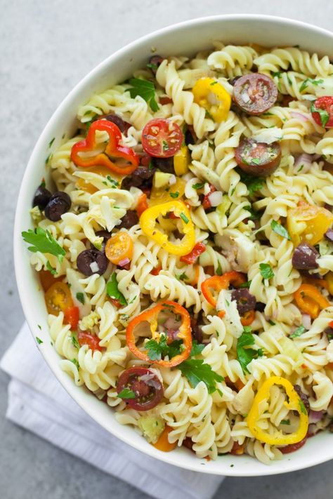 Vegan Antipasto Pasta Salad Easy Packed Lunches, Vegan Antipasto, Antipasto Pasta Salad, Antipasto Pasta, Antipasto Pasta Salads, Pasta Salad With Tortellini, Antipasto Salad, Packed Lunches, Italian Pasta Recipes