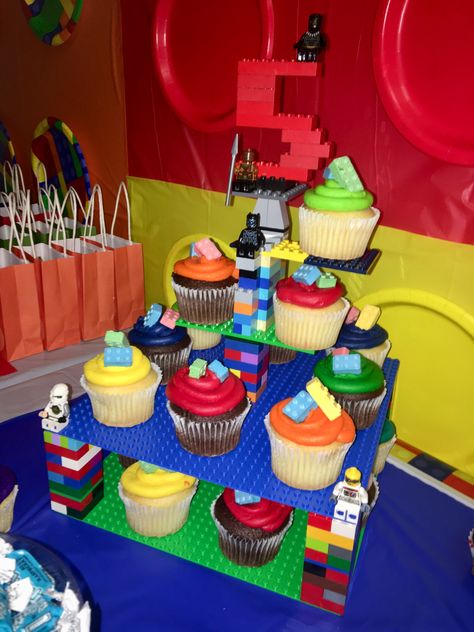 Lego Donuts Party Ideas, Lego Birthday Party Cupcakes, Lego Cupcake Stand, Diy Lego Cupcakes, Ninjago Party Decorations, Black Panther Birthday Party, Lego Birthday Party Dollar Tree, Lego Candy Dispenser, Black Panther Birthday