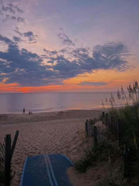 Outerbanks Summer Vibes, Outer Banks Beach Aesthetic, Obx Summer Vibes, Obx Asthetics, Obx Outer Banks Aesthetic, Obx Places, Obx Summer Aesthetic, Outerbanks Aethstetic, Obx Lifestyle