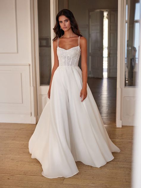 Elegant V Neck Wedding Dress, Easy Wedding Dress Simple, Small Wedding Dress Simple, Bella's Wedding Dress, Wedding Dresses Blonde Hair, Aline Simple Wedding Dress, Simple A Line Wedding Dress With Straps, A Line Wedding Dress Beaded, Wedding Dresses Simple Corset