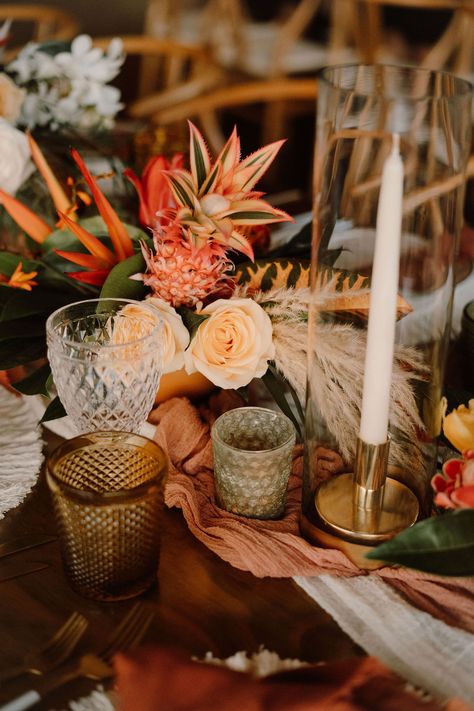 Absolutely stunning tablescape set up in our villa, with a gorgeous tropical feel with the pink pineapple 🍍 📷 Raw Shoots Copper Wedding Decor, Terracotta Table, Orange Wedding Themes, Burnt Orange Weddings, Sophisticated Wedding, Orange Wedding, Ceremony Backdrop, Autumn Wedding, Wedding Color