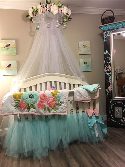 Baby Girl Crib Cornice Corner Crib Decor, Baby Crib Decoration Ideas, Crib Decoration Ideas, Corner Crib, Crib Decoration, Crib Decor, Girl Cribs, Girl Nursery Room