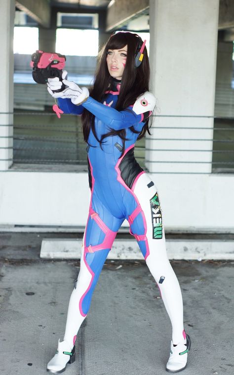 Dva Overwatch Cosplay, Fem Boy Outfits, D Va Cosplay, D.va Overwatch, Overwatch Cosplay, Cosplay Dress, Wig Accessories, 인물 사진, Cosplay Outfits